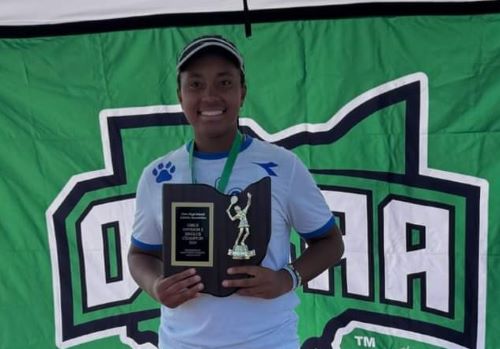 3-Time Girls Division II Singles State Champion Amiya Bowles